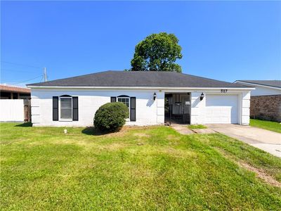 Property at 517 Farmington Pl, Gretna, LA