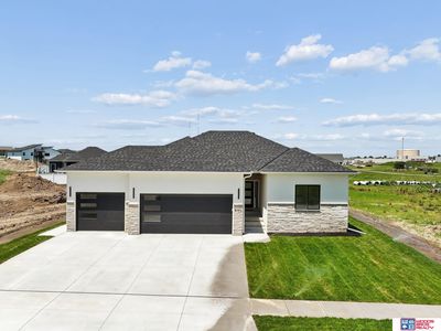 8100 Sasha Ave