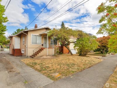 536 N 73rd Street