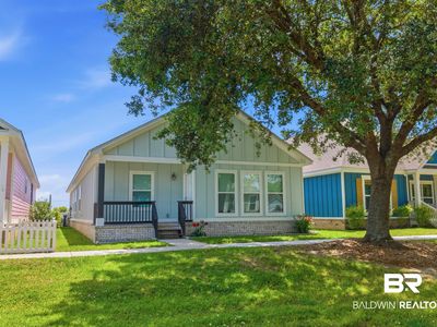 927 Periwinkle Ln