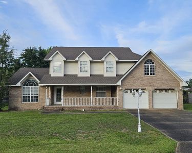 2021 Marvin Ave