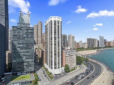 990 N Lake Shore Dr APT 26A