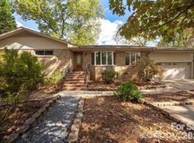 203 Ewing Dr