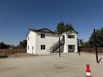 168 E Vandalia Avenue