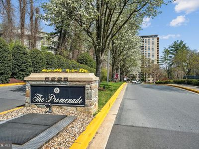 5225 Pooks Hill Rd APT 1705N