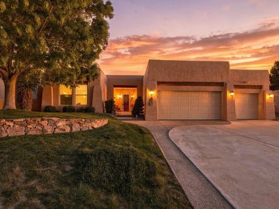 8604 Pristine Dr NE