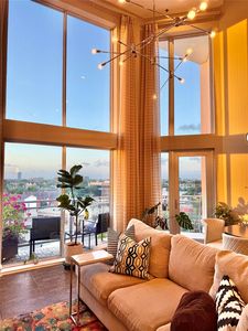 3311 Yupon St APT 606