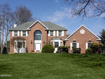 38 Dansbury Court