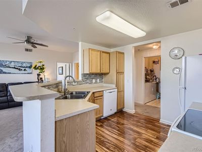 7440 S Blackhawk Street Bldg 12 Unit 12-108