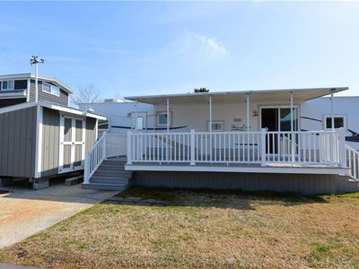 3665 Sandpiper Rd #222