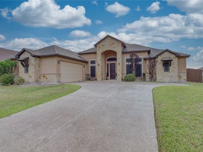 3722 Lake Hawkins Ct