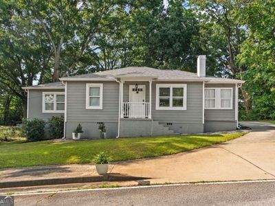 3465 Woodlawn Cir