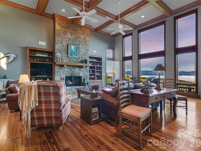 74 Walnut Ridge Ln