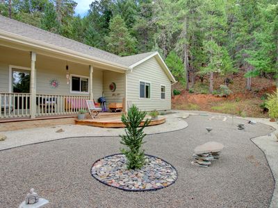 665 Winona Rd
