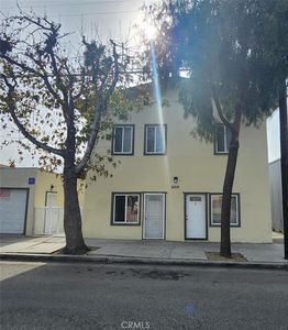 1000 E Burnett St