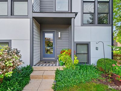 2114 New Town Dr NE