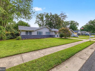 2 Poplar Ave