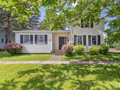 352 W 4th St S