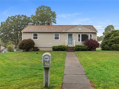 Property at 53 Fairgreen Dr, West Warwick, RI