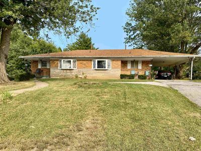 208 N Smith Rd