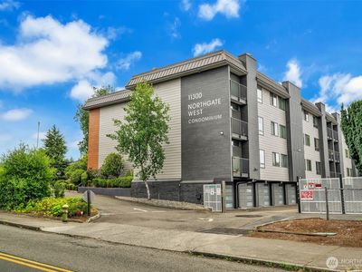 11300 1st Avenue NE #115