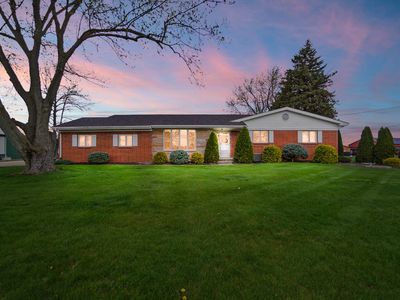 Property at 180 E Sterns Rd, Temperance, MI