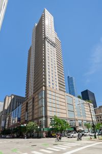 545 N Dearborn St APT 2301