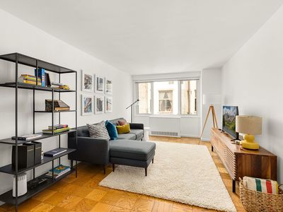 301 E 22nd St APT 12S