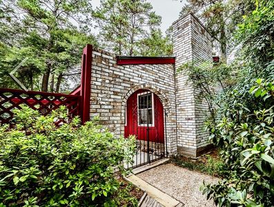 Property at 3774 Spring Dr, Huntsville, TX