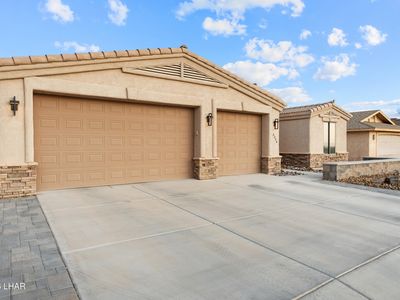 3356 Roadrunner Dr