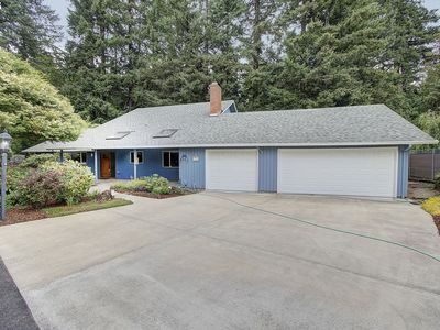 2320 NE 110th Pl