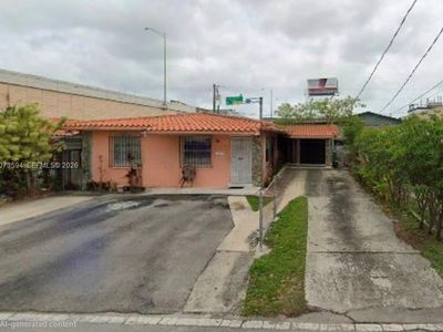 Property at 935 NW 22nd Ct, Miami, FL