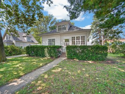 318 SW Pleasant St