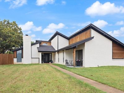 104 San Medina Ln