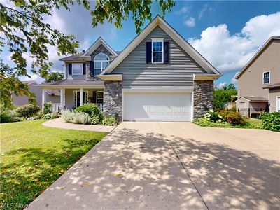 56 Wellesly Blvd