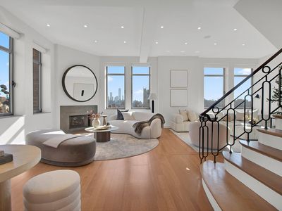 252 7th Ave PENTHOUSE PHO