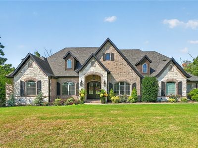 1323 Royal Ave