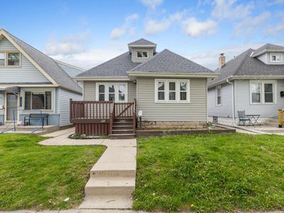 2116 S 70th STREET