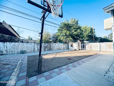 1270 Zephyr Way