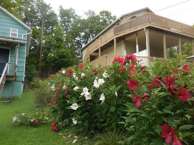 192 Main St