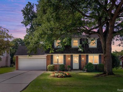 Property at 30190 Pleasant Trl, Southfield, MI