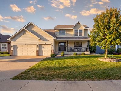 Property at 945 Westchester Ave, Shakopee, MN