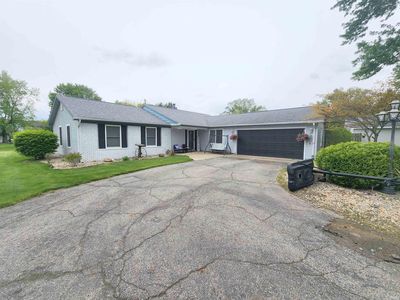 Property at 1115 Ridgewood Ln, Bluffton, IN