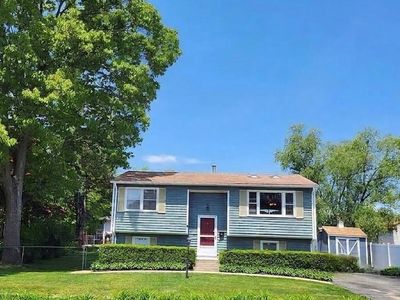148 Wakefield St