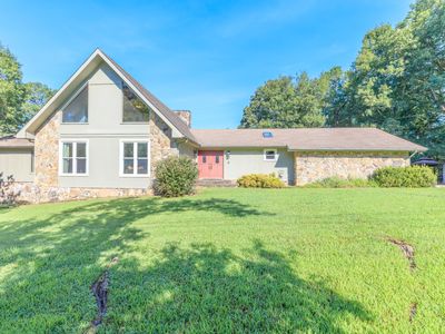 809 Brookhollow Ln