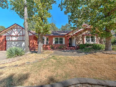 21 Kensington Dr