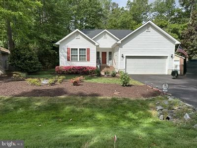 11 Burr Hill Dr