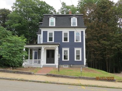 51 Grove Ave