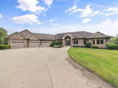 33904 Woodridge Rd
