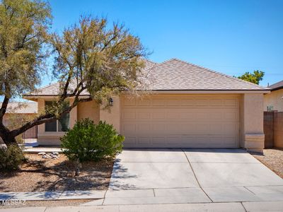 1542 N Amberbrooke Ave